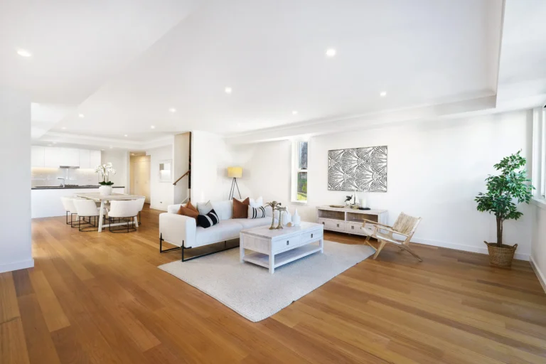 Original43833548-scaled