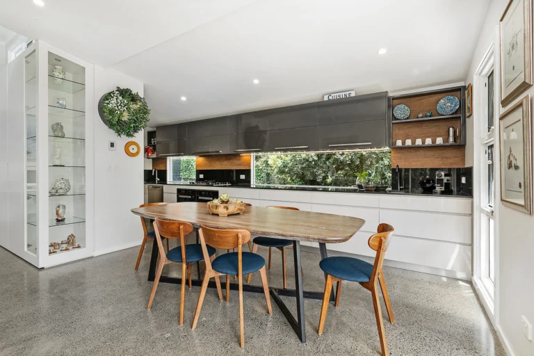 Original45425878-scaled